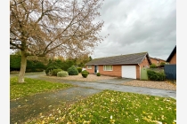 37 Gains Avenue, Bicton Heath, Shrewsbury, Shropshire, SY3 5AN