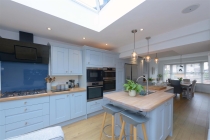 131 Monkmoor Road, Monkmoor, Shrewsbury, Shropshire, SY2 5BB