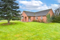35 Manor Crest, Ford, Shrewsbury, Shropshire, SY5 9NZ